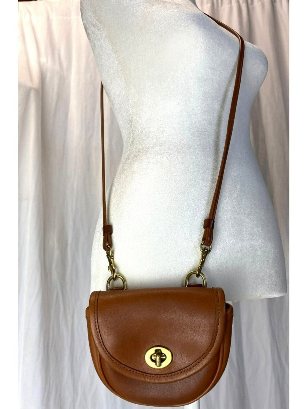 Vintage Coach Watson Bag B7C-9826 British Tan Brown Leather Brass Crossbody 9826 - Picture 13 of 13